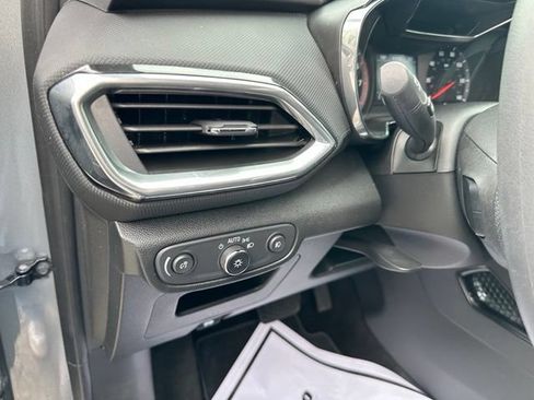 Used 2023 Chevrolet TrailBlazer LT FWD image 14