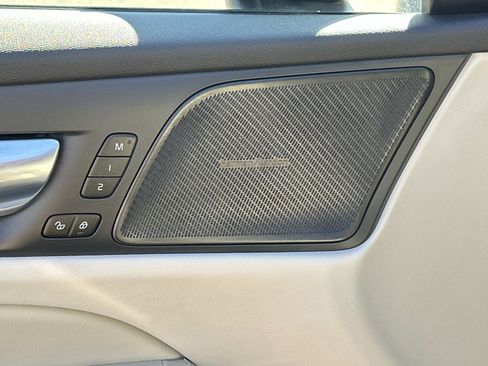 Certified 2023 Volvo V60 B5 Cross Country Plus w/ Climate Package image 16