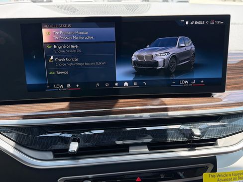 New 2026 BMW X5 xDrive50e w/ M Sport Package AWD/4WD image 30
