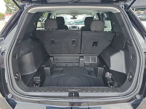 Used 2022 Chevrolet Equinox LT FWD image 27