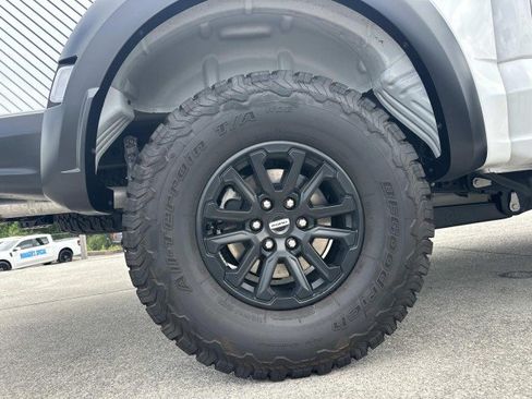 Used 2025 Ford F150 Raptor AWD/4WD image 17