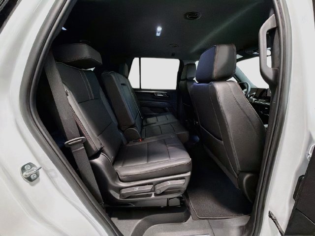 Used 2026 Chevrolet Tahoe RST AWD/4WD image 25
