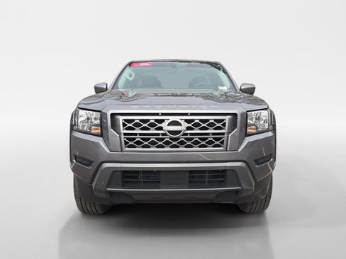 Used 2024 Nissan Frontier SV w/ Technology Package image 8