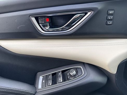 Used 2022 Subaru Ascent Limited w/ Popular Package #4 image 10