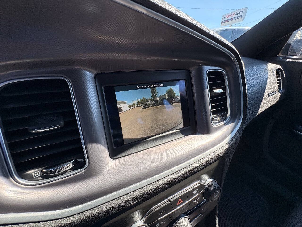 Used 2022 Dodge Charger SXT RWD image 25