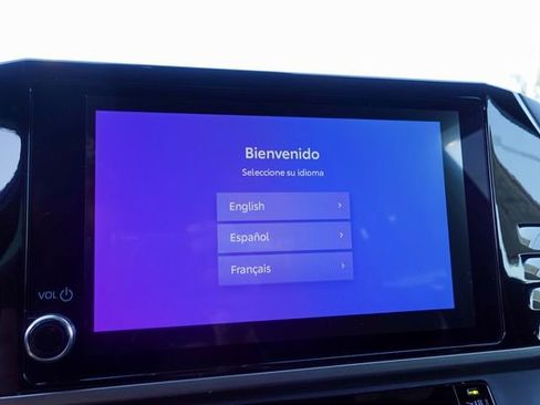 Certified 2025 Toyota Camry SE image 17