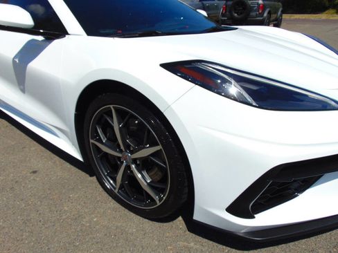 Used 2022 Chevrolet Corvette Stingray Preferred Cpe w/ Z51 Performance Package image 38