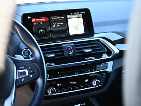 Used 2019 BMW X3 sDrive30i w/ Premium Package image 19