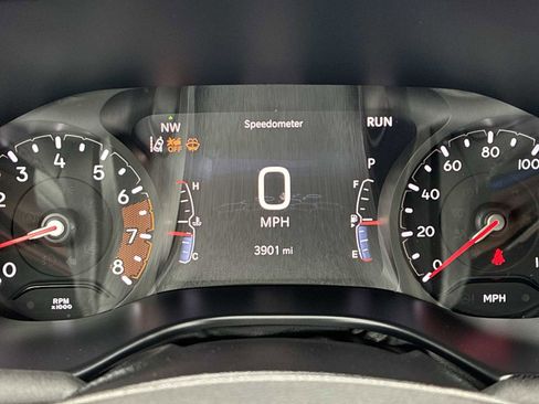 New 2026 Jeep Compass Latitude AWD/4WD image 10