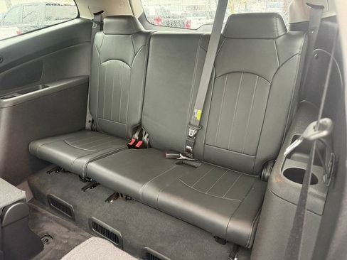 Used 2016 Chevrolet Traverse LTZ image 17