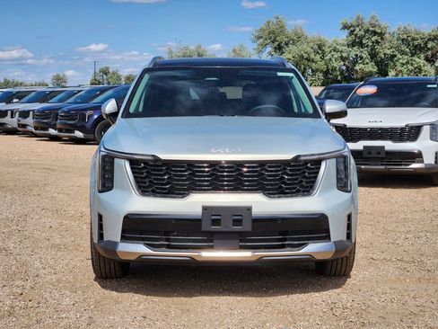 New 2026 Kia Sorento S w/ S Panoramic Sunroof Package FWD image 5