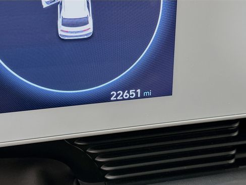 Used 2024 Hyundai Ioniq 5 SEL image 19