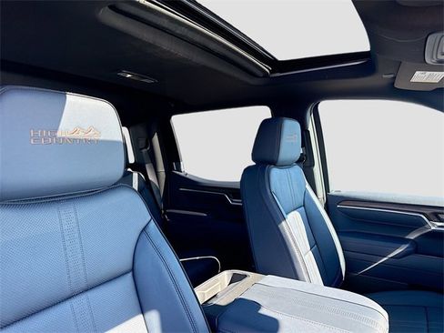 New 2026 Chevrolet Silverado 1500 High Country w/ Technology Package image 34