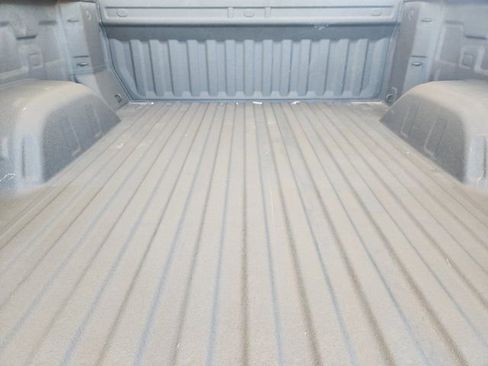 Used 2021 Chevrolet Silverado 1500 Custom image 32