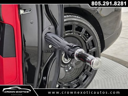 Used 2022 Rolls-Royce Cullinan w/ Interior Detailing Package AWD/4WD image 25