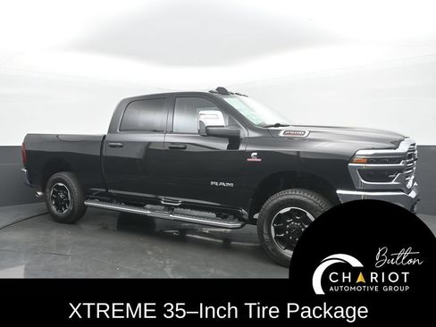 Used 2025 RAM 2500 Laramie AWD/4WD image 7