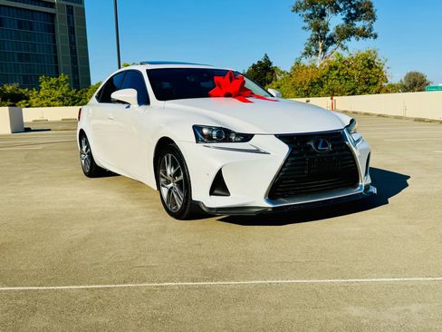 Used 2020 Lexus IS 300 w/ Premium Package image 2