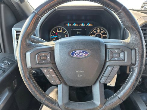 Used 2016 Ford F150 XLT w/ Equipment Group 302A Luxury image 16