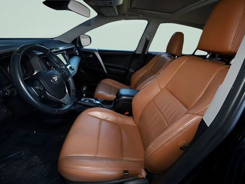 Used 2018 Toyota RAV4 Adventure image 11