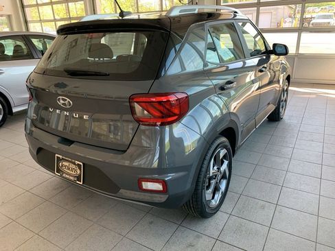 New 2026 Hyundai Venue SEL FWD image 15