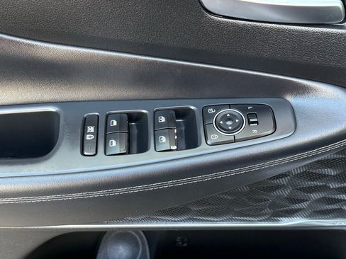 Used 2019 Hyundai Santa Fe Limited FWD image 14