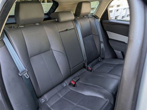 Used 2024 Land Rover Range Rover Velar S image 27