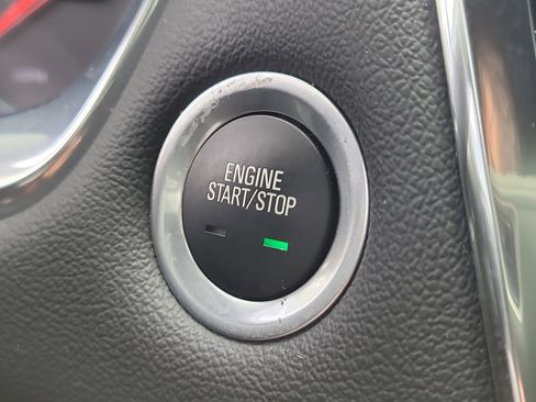 Used 2023 Chevrolet Traverse LT w/ LPO, Floor Liner Package image 30