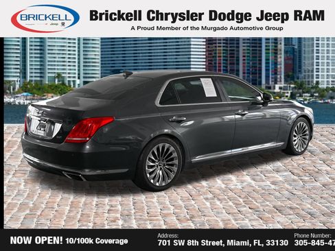 Used 2017 Genesis G90 3.3T Premium RWD image 12