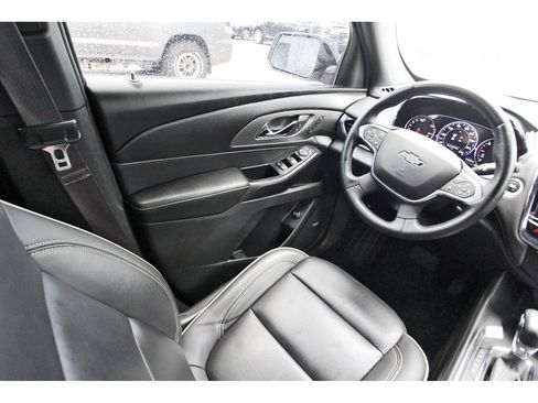 Used 2023 Chevrolet Traverse Premier w/ Redline Edition AWD/4WD image 8