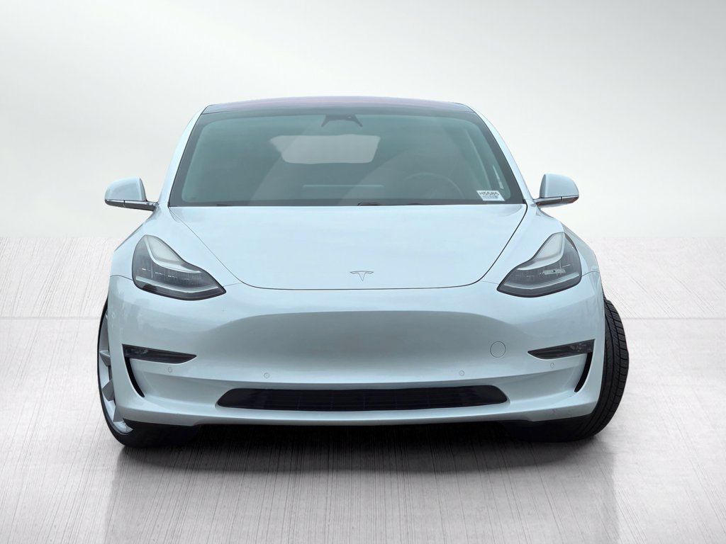 Used 2018 Tesla Model 3 Long Range RWD image 3