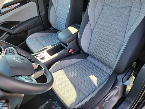 New 2026 Volkswagen Tiguan S image 10