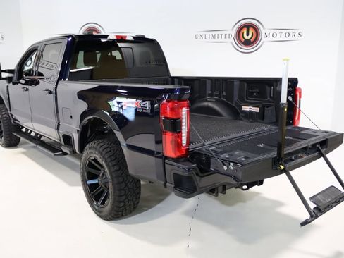 Used 2023 Ford F250 Lariat w/ Lariat Ultimate Package image 35