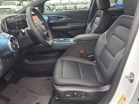 New 2026 Chevrolet Equinox EV LT image 6