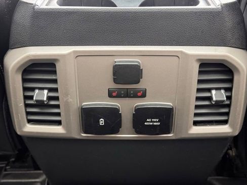 Used 2018 Ford F150 Lariat w/ Equipment Group 502A Luxury AWD/4WD image 33