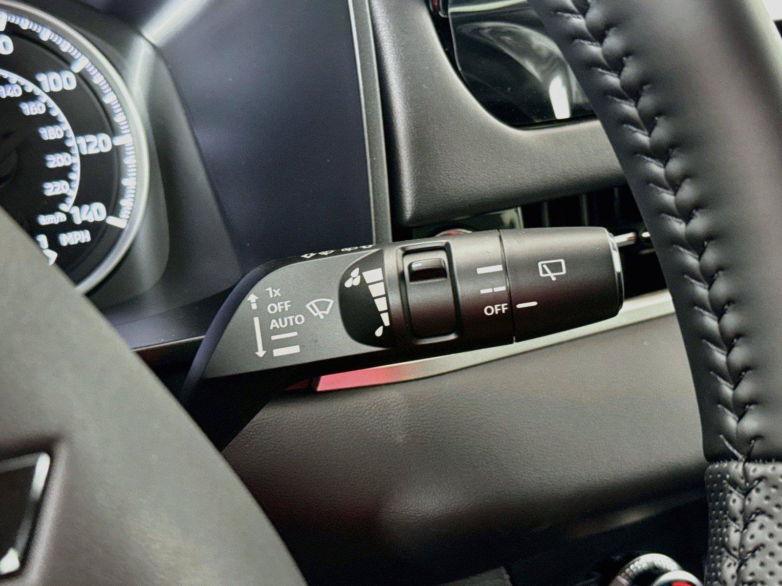 New 2026 Mitsubishi Outlander SE FWD image 11