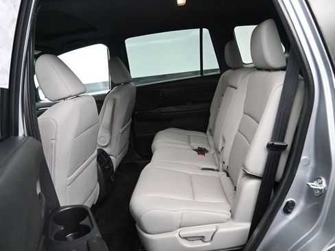 Used 2023 Honda Passport EX-L image 13