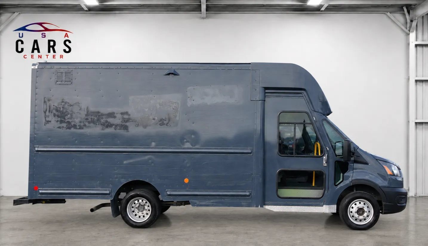 Used 2021 Ford Transit 350 DRW RWD image 1