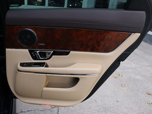 Used 2016 Jaguar XJ R-Sport image 48