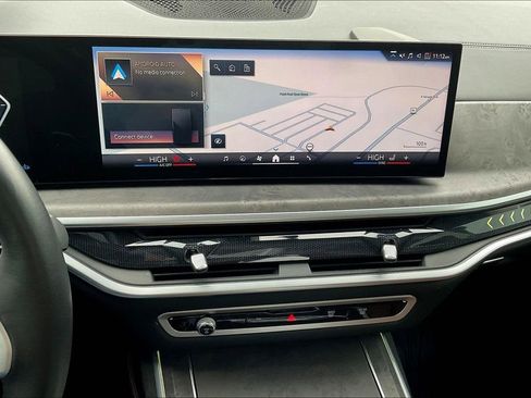 Used 2024 BMW X7 xDrive40i AWD/4WD image 15