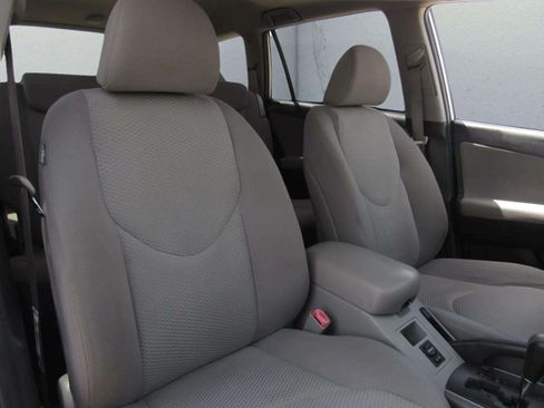 Used 2007 Toyota RAV4 Limited FWD image 11