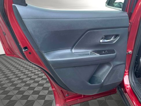 Used 2026 Nissan Kicks SV FWD image 12