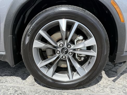 Certified 2025 INFINITI QX60 Luxe w/ Vision Package image 8