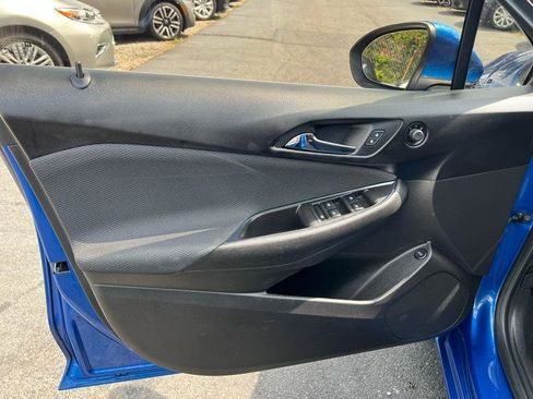Used 2018 Chevrolet Cruze LT w/ Convenience Package FWD image 27