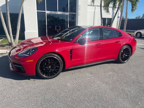 Used 2020 Porsche Panamera 4S image 15