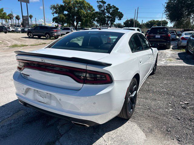 Used 2020 Dodge Charger SXT w/ Blacktop Package RWD image 4