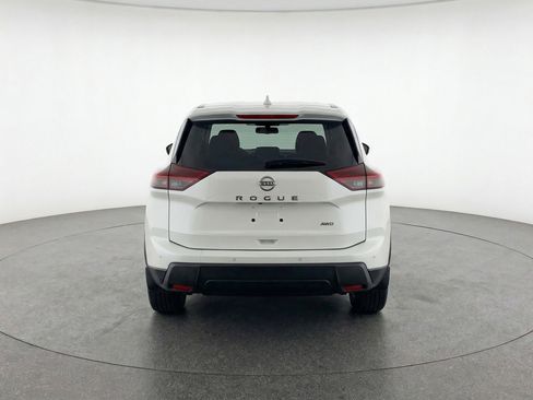 Used 2025 Nissan Rogue SV AWD/4WD image 7