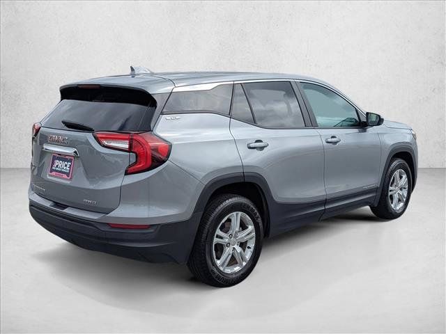 Used 2024 GMC Terrain SLE AWD/4WD image 5