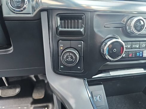Used 2024 Ford F150 Lariat w/ Bed Utility Package AWD/4WD image 19