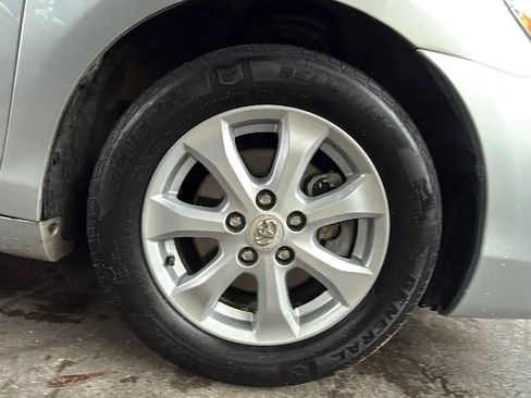Used 2011 Toyota Camry LE w/ LE Extra-Value Pkg FWD image 26