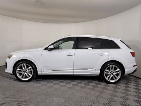 Used 2025 Audi Q7 3.0T Premium Plus w/ Premium Plus Package image 2